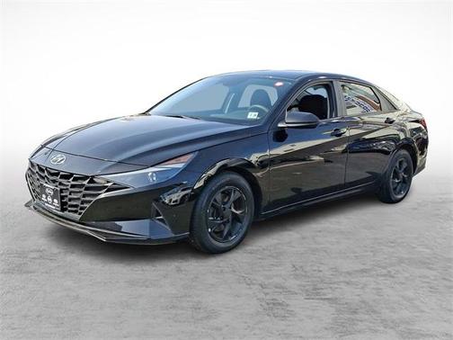 2021 Hyundai ELANTRA SE