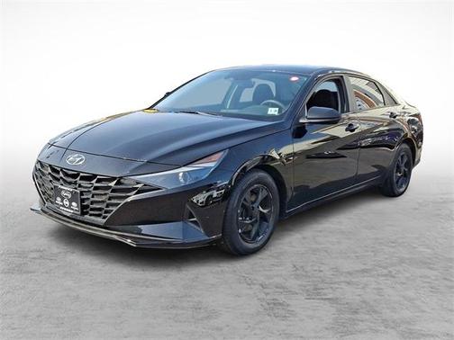 2021 Hyundai ELANTRA SE