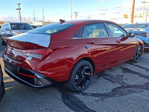 2026 Hyundai ELANTRA SEL