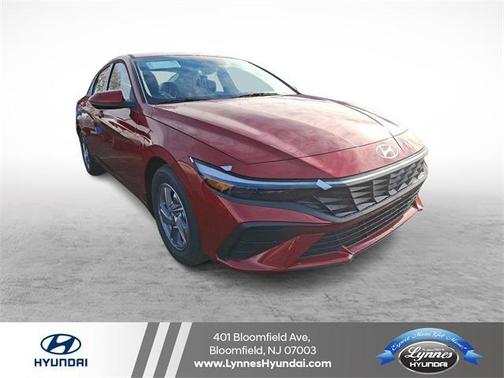 2026 Hyundai ELANTRA SE