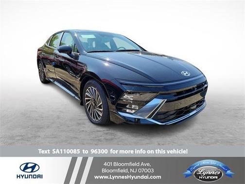 2025 Hyundai SONATA Hybrid Limited
