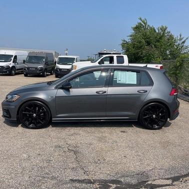 2018 Volkswagen Golf R 2.0T w/DCC & Navigation