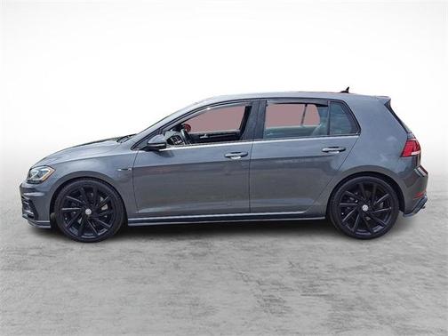 2018 Volkswagen Golf R 2.0T w/DCC & Navigation