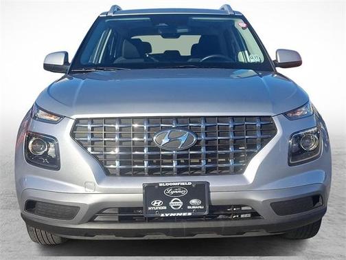 2023 Hyundai VENUE SEL