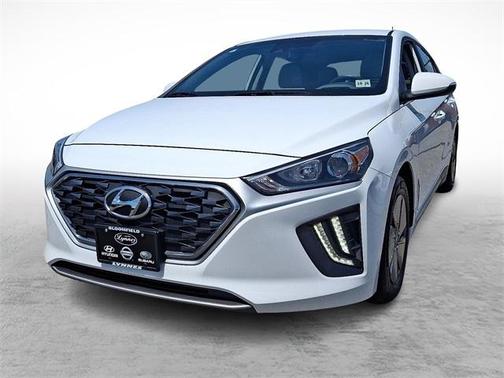 2022 Hyundai IONIQ Hybrid SE