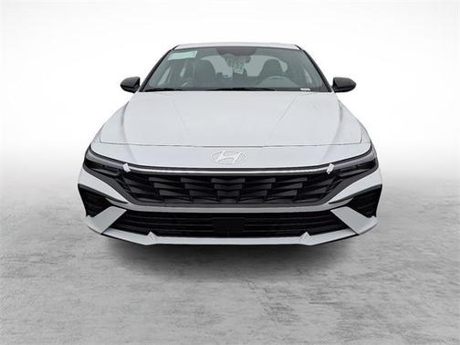 2026 Hyundai ELANTRA SEL