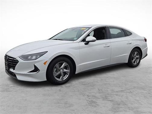 2022 Hyundai SONATA SE