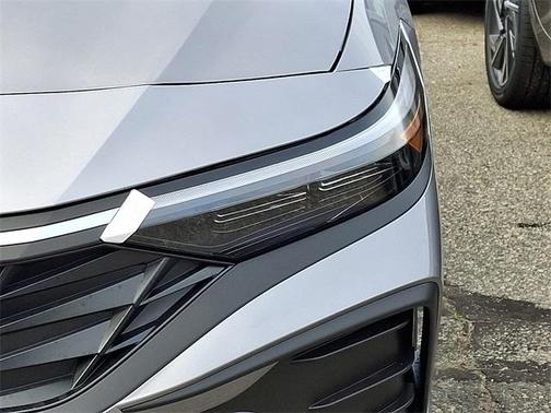 2026 Hyundai ELANTRA SEL