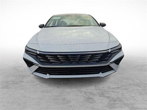 2026 Hyundai ELANTRA SEL