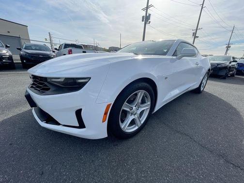 Summit White 2023 Chevrolet Camaro 1LT