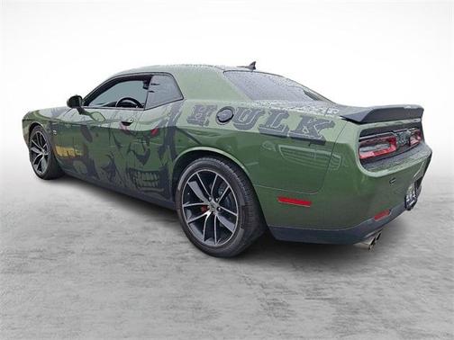 2018 Dodge Challenger 392 Hemi Scat Pack Shaker