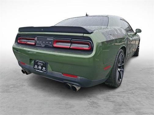 2018 Dodge Challenger 392 Hemi Scat Pack Shaker