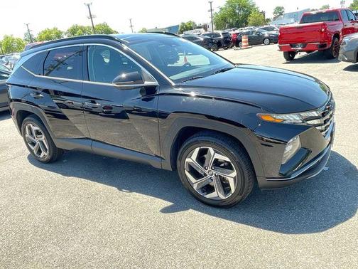 Phantom Black 2022 Hyundai TUCSON Limited