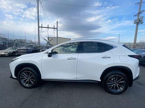 White 2024 Lexus NX 250 Base