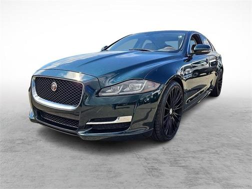 2016 Jaguar XJ XJ R-Sport