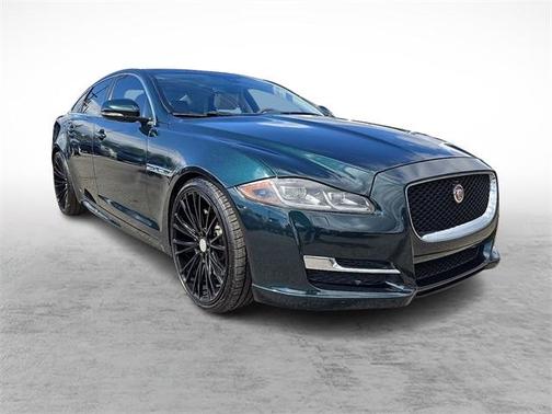 2016 Jaguar XJ XJ R-Sport