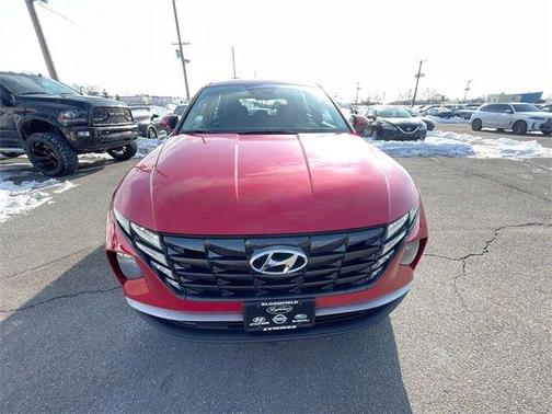 2022 Hyundai TUCSON SE