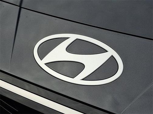 2026 Hyundai ELANTRA SEL