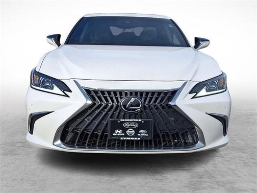 2024 Lexus ES 300h Luxury