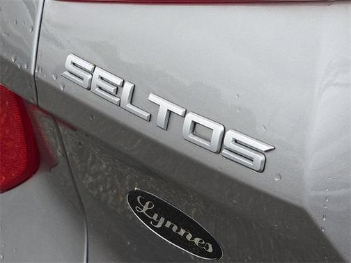 2023 Kia Seltos EX