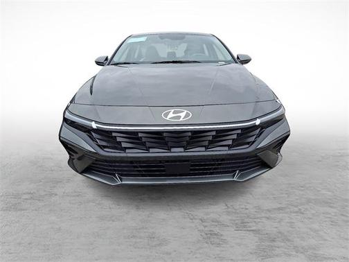 2025 Hyundai ELANTRA HEV Limited