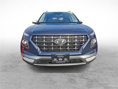 2023 Hyundai VENUE Limited