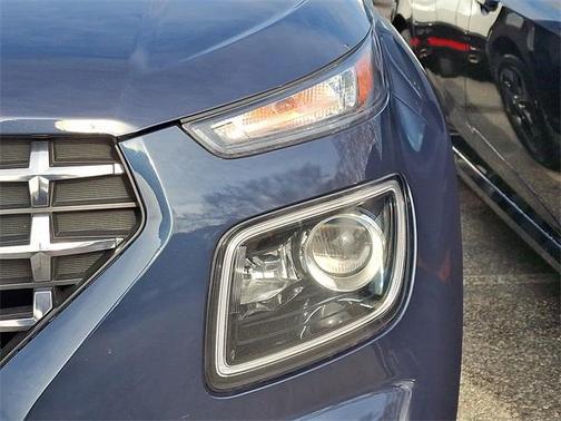 2023 Hyundai VENUE Limited