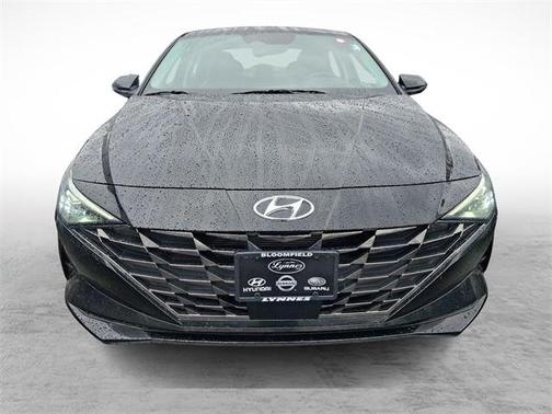 2022 Hyundai ELANTRA Limited