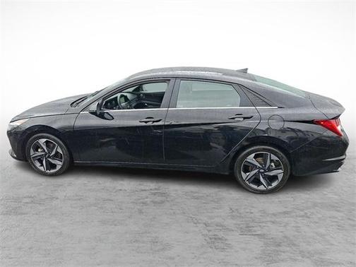 2022 Hyundai ELANTRA Limited