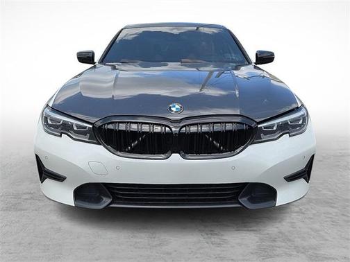 2022 BMW 330 i xDrive
