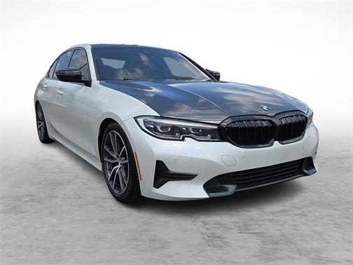 2022 BMW 330 i xDrive