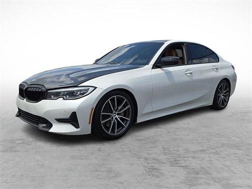 2022 BMW 330 i xDrive