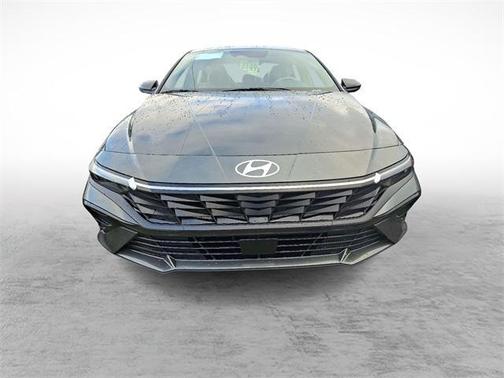 2026 Hyundai ELANTRA SEL