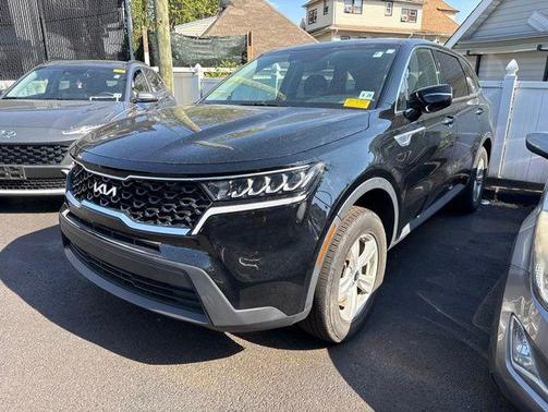 Ebony Black 2023 Kia Sorento LX