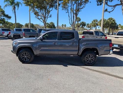 2022 Toyota Tacoma 