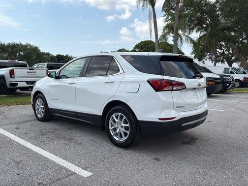 Summit White 2024 Chevrolet Equinox LT