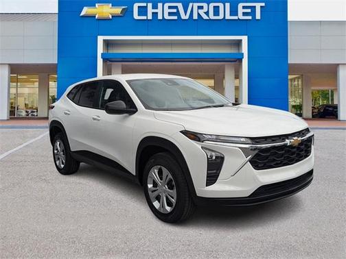 2025 Chevrolet Trax LS