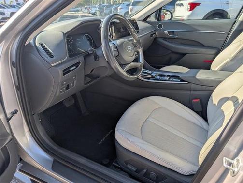 2020 Hyundai SONATA Limited