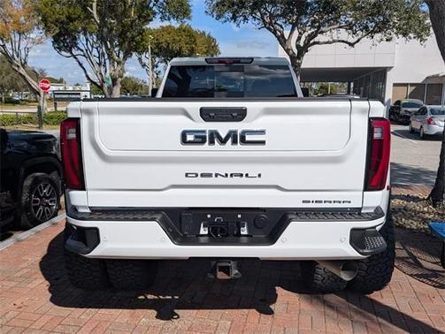 2025 GMC Sierra 3500 Denali Ultimate