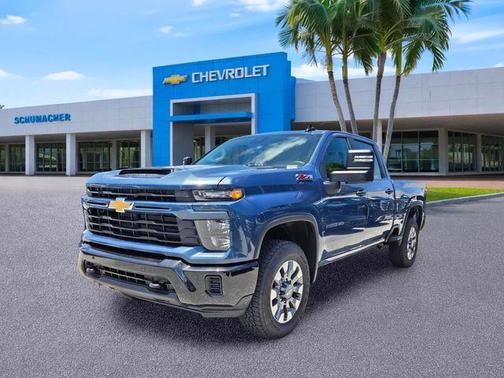 Lakeshore Blue Metallic 2026 Chevrolet Silverado 2500 Custom