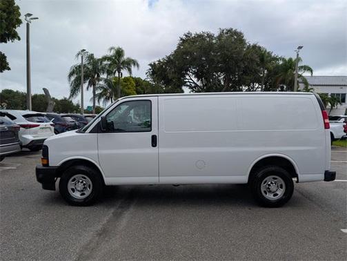 2017 Chevrolet Express 2500 Work Van