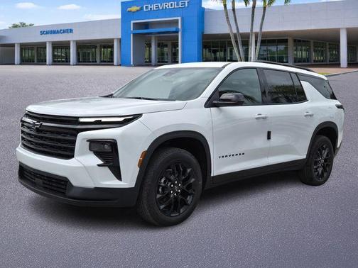 Summit White 2026 Chevrolet Traverse LT