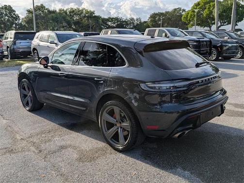 2022 Porsche Macan S