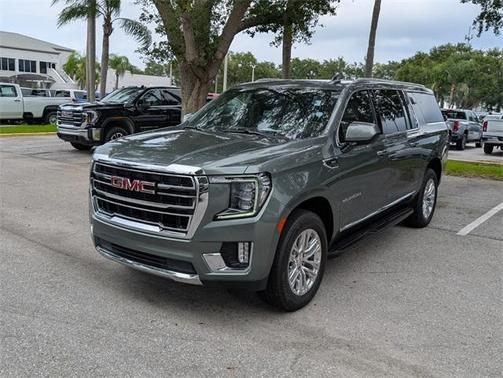 2023 GMC Yukon XL SLT
