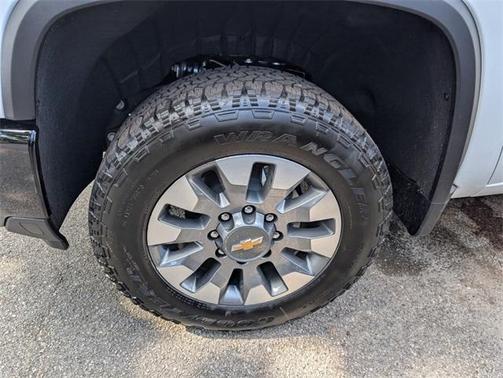 2026 Chevrolet Silverado 2500 Custom