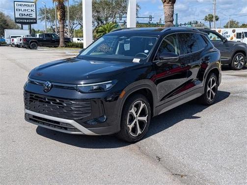 2025 Volkswagen Tiguan 2.0T SE