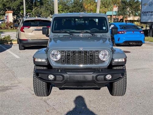 2024 Jeep Gladiator Nighthawk