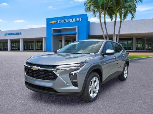 Sterling Gray Metallic 2026 Chevrolet Trax LS