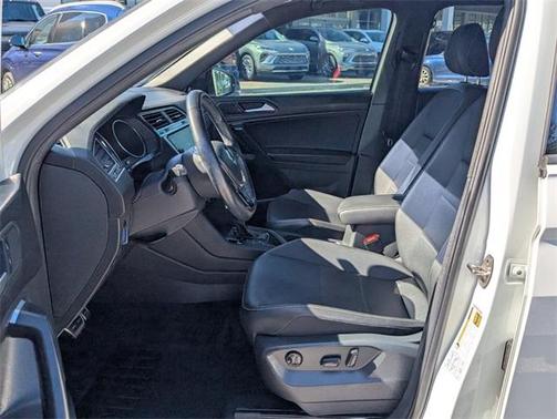 2021 Volkswagen Tiguan 2.0T SE R-Line Black