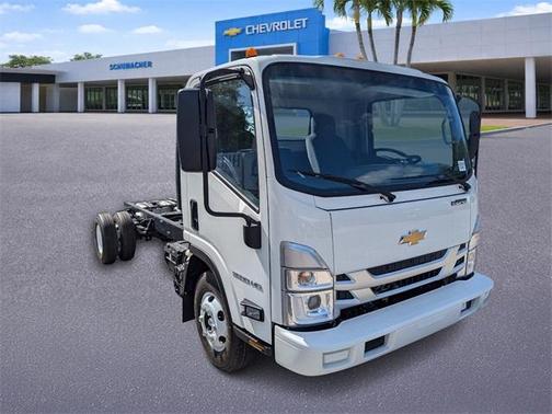 2025 Chevrolet Express 3500 